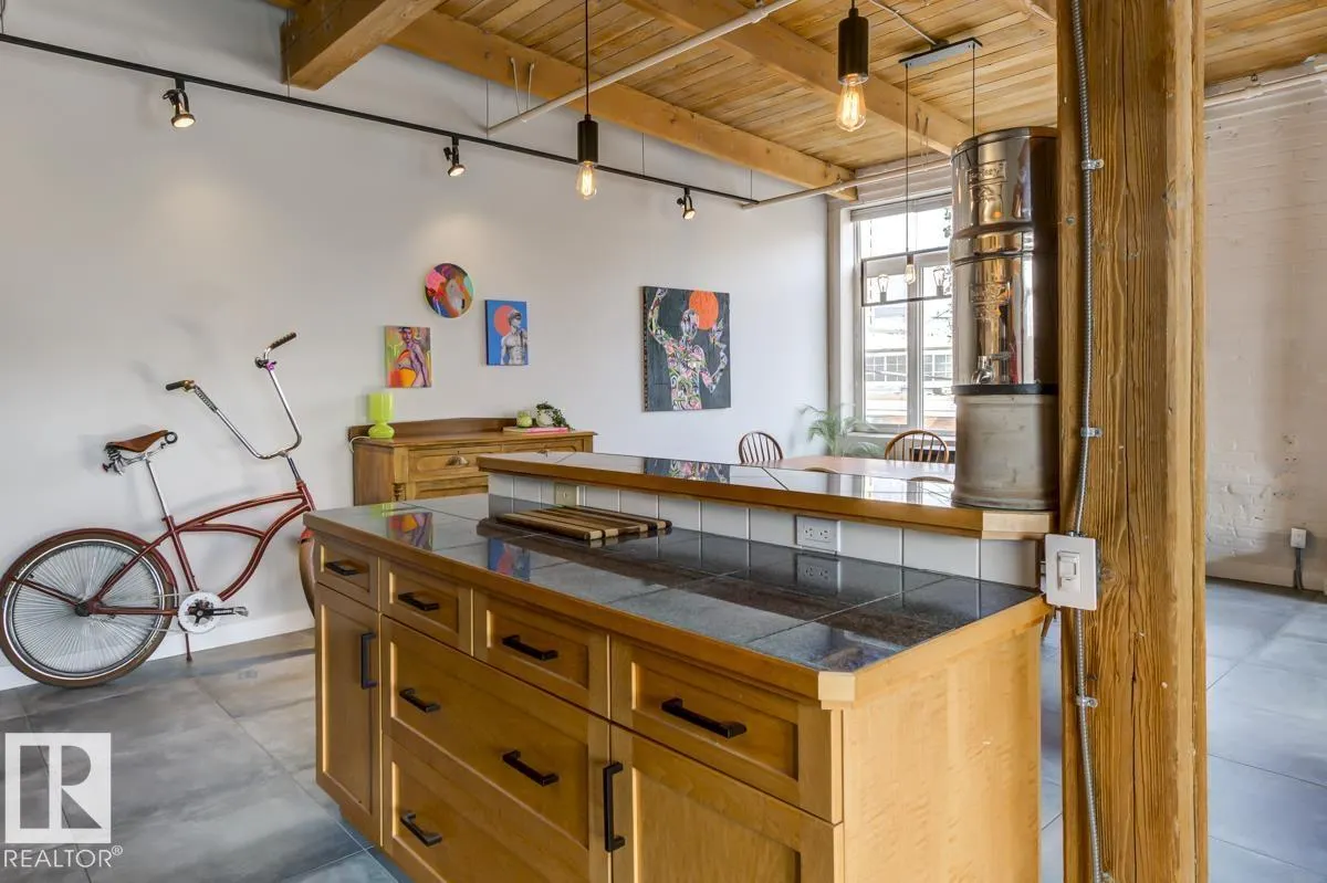 #208 10309 107 ST NW