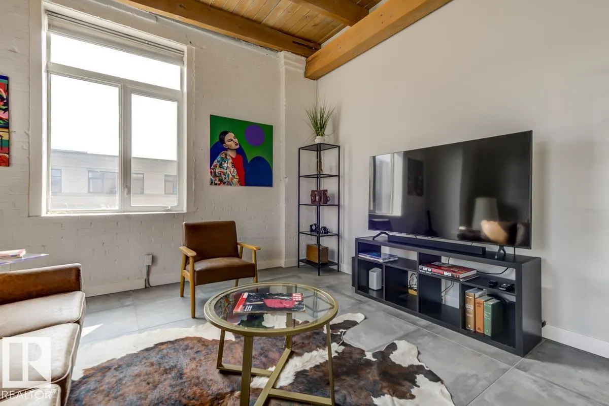 #208 10309 107 ST NW