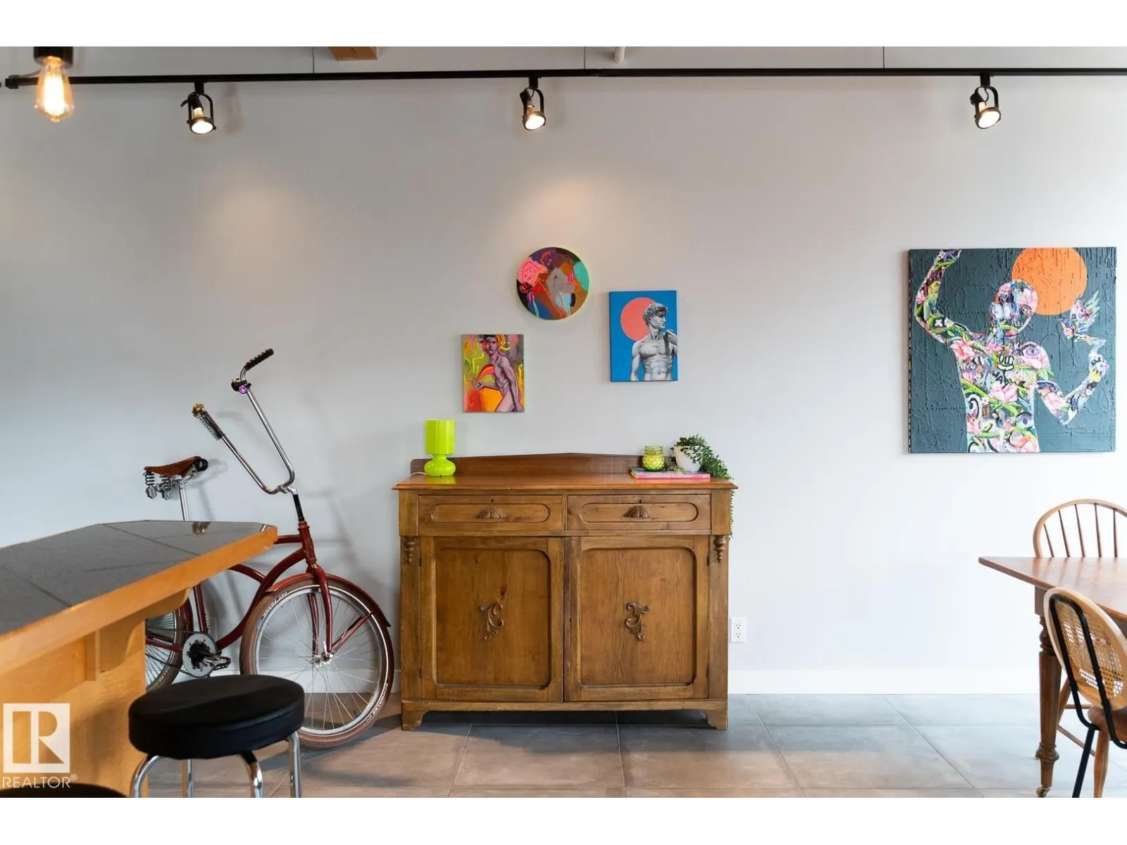 #208 10309 107 ST NW