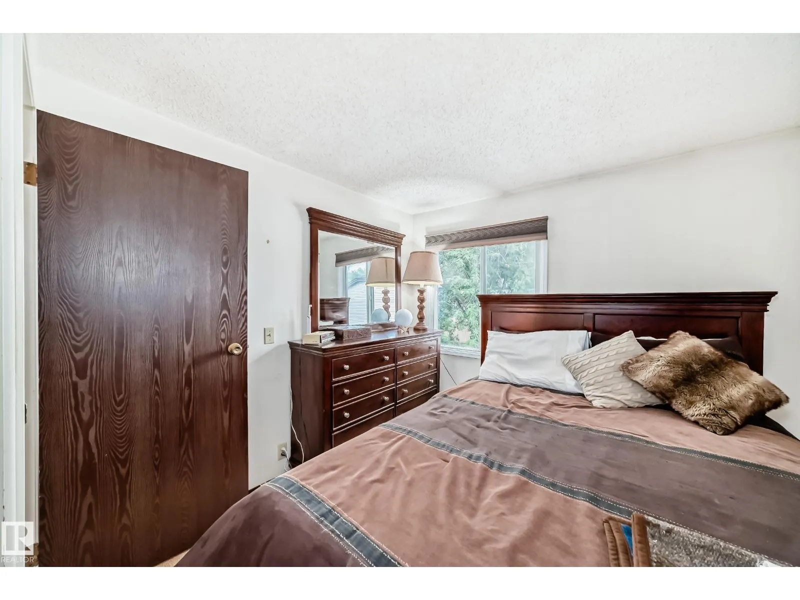 5416 146 AV NW