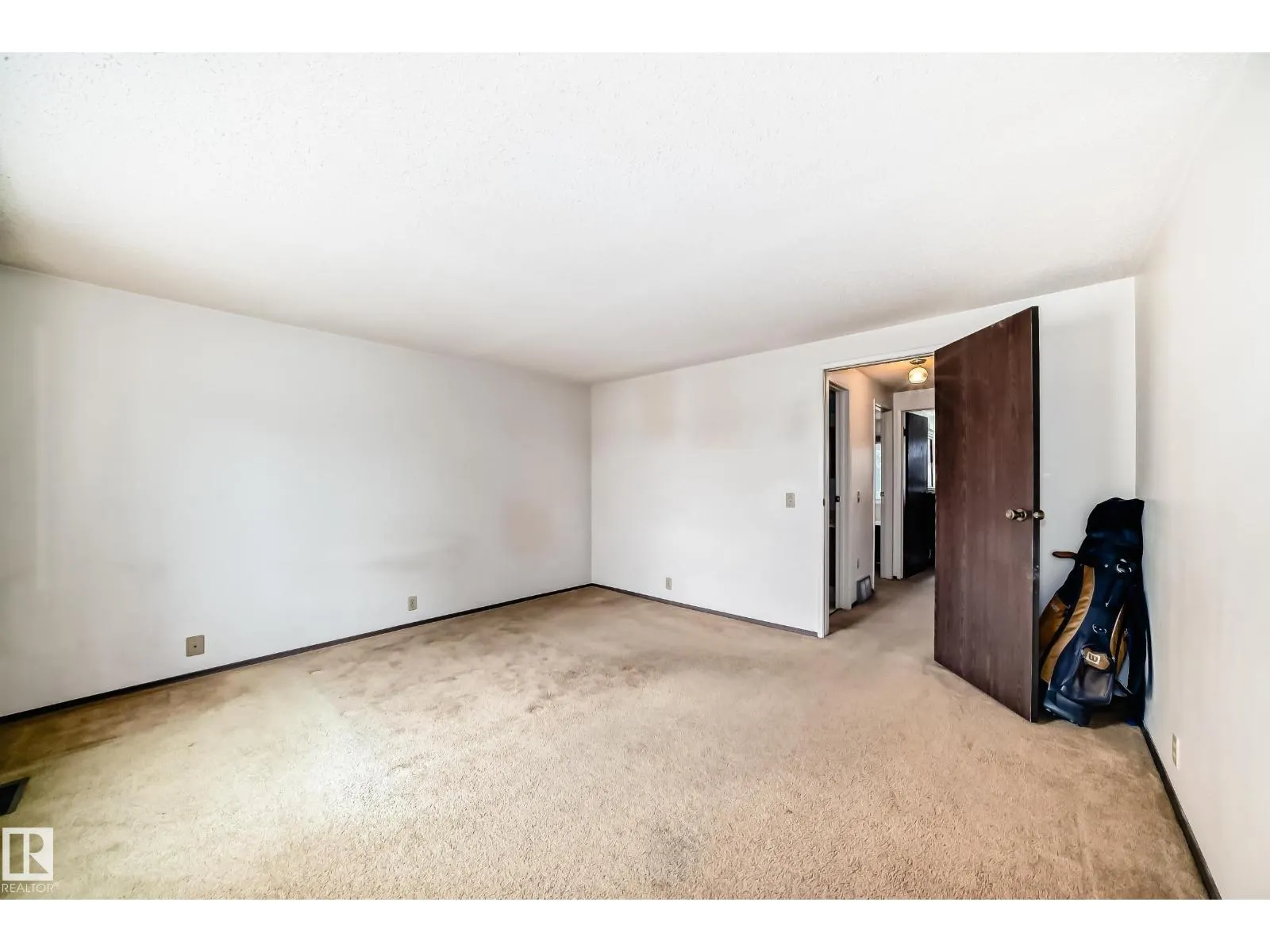 5416 146 AV NW