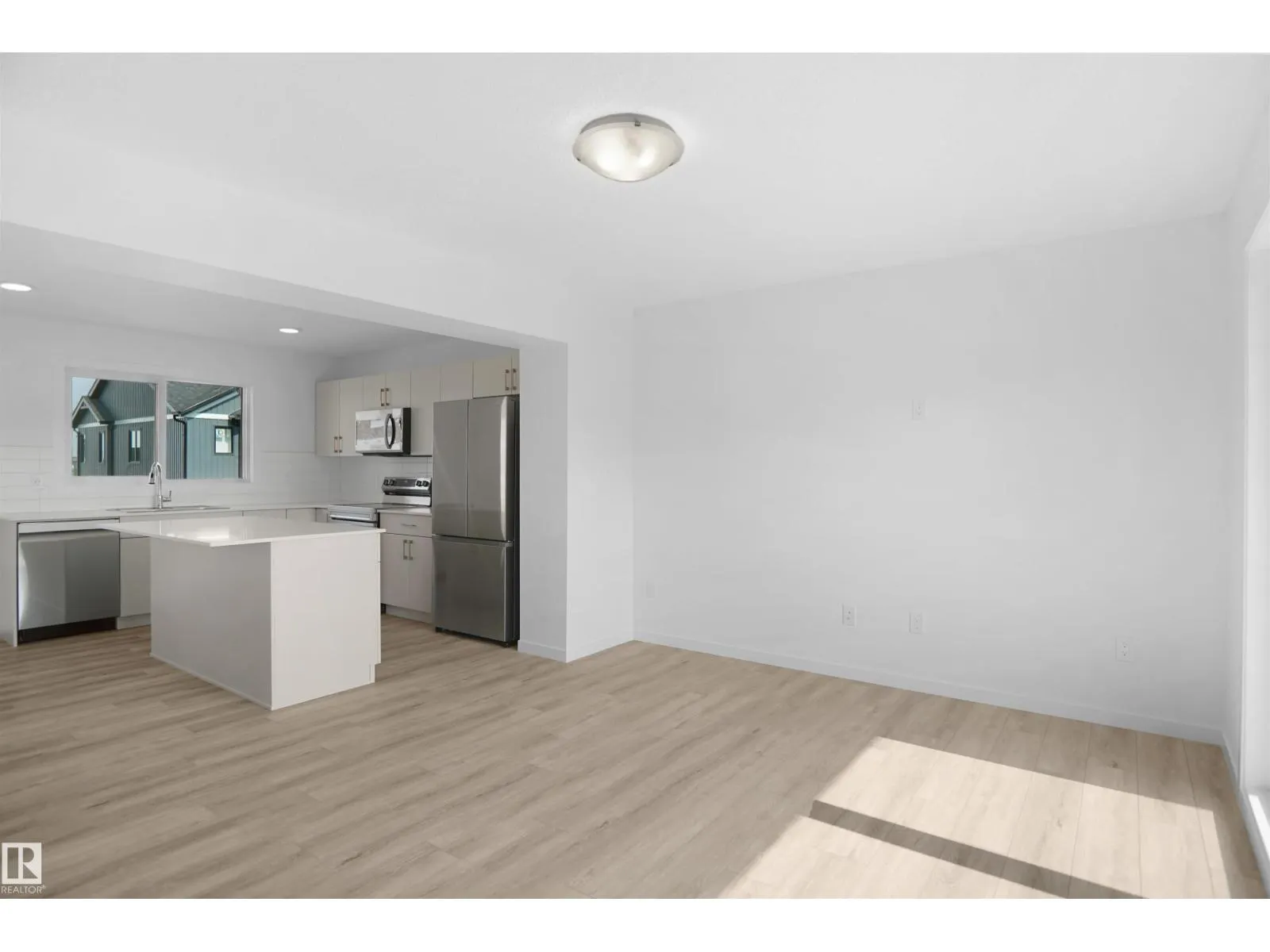#16 1430 Aster WY NW