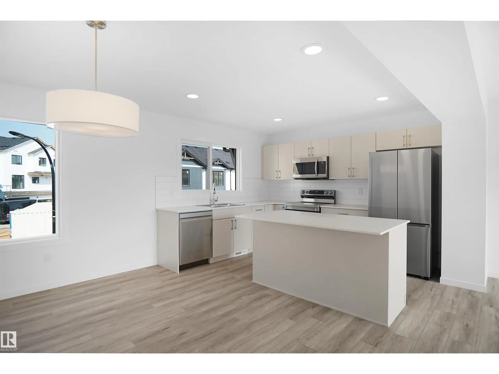 #16 1430 Aster WY NW