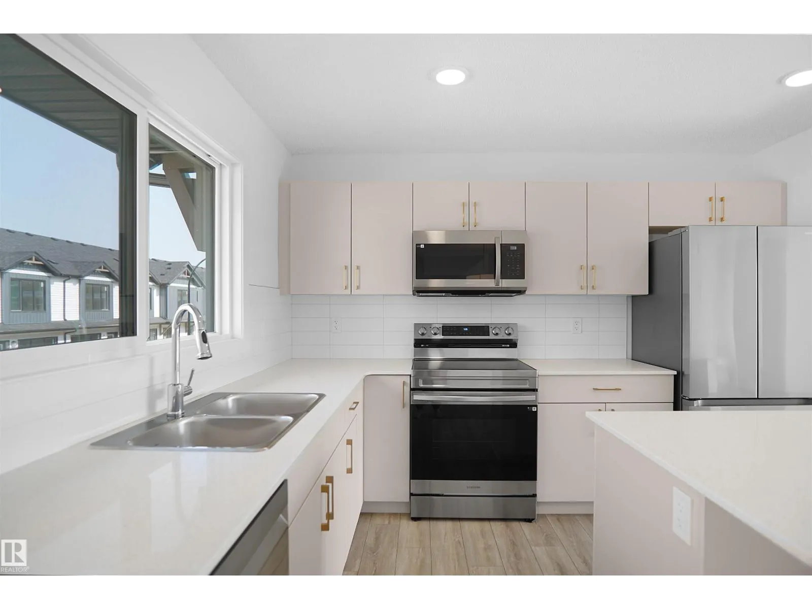 #16 1430 Aster WY NW