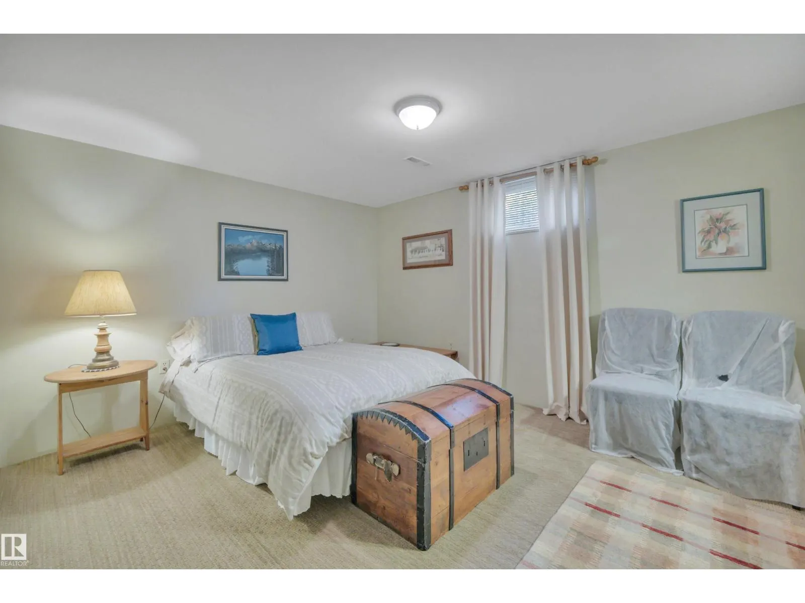 9 BURNHAM AV