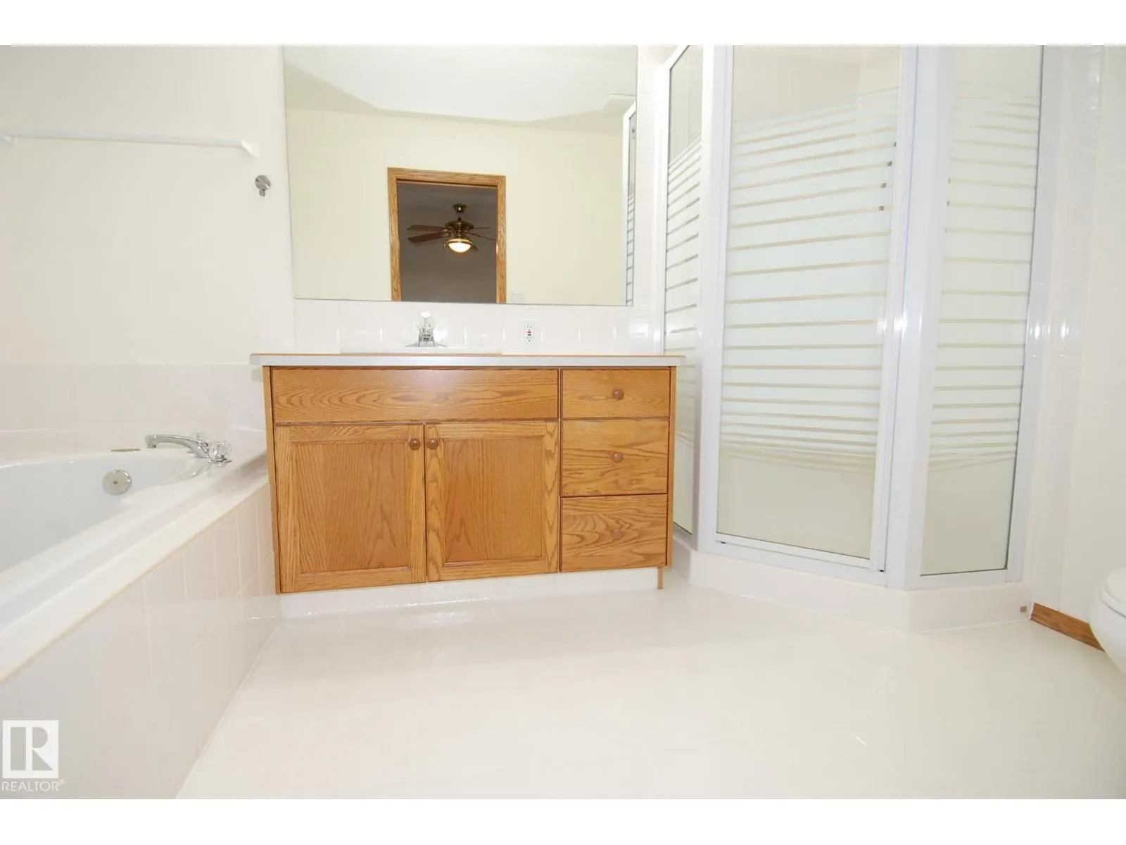 2 ALTON DR