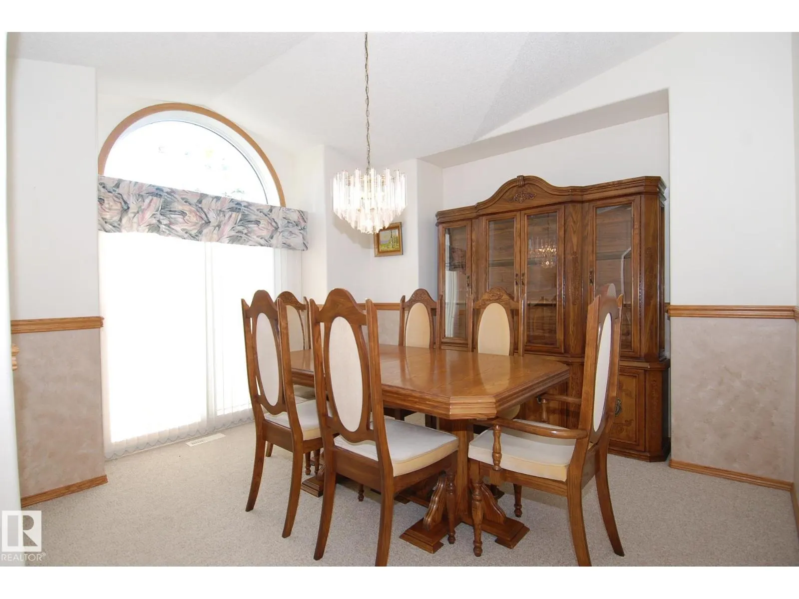 2 ALTON DR
