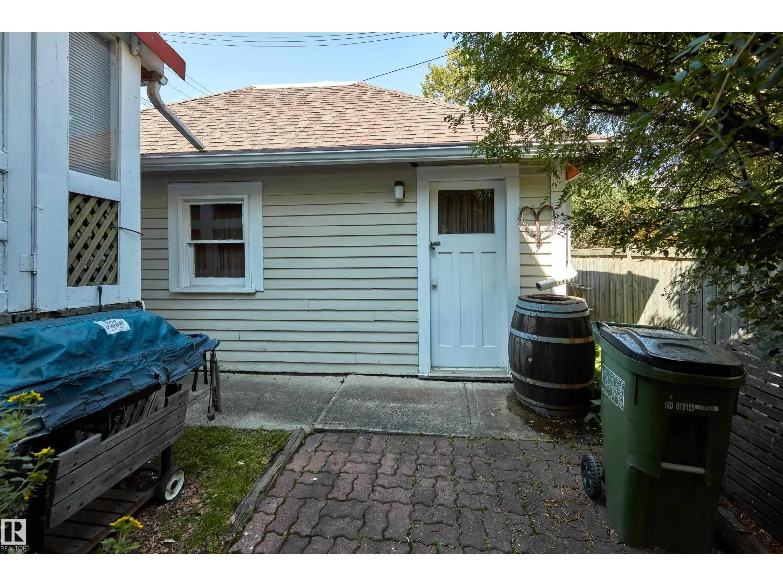 12614 106 AV NW