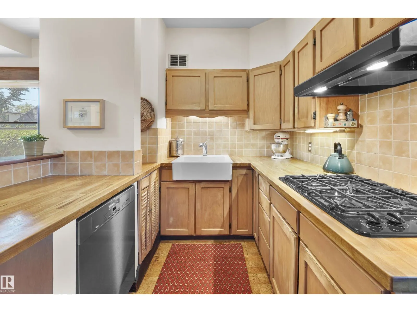 12614 106 AV NW