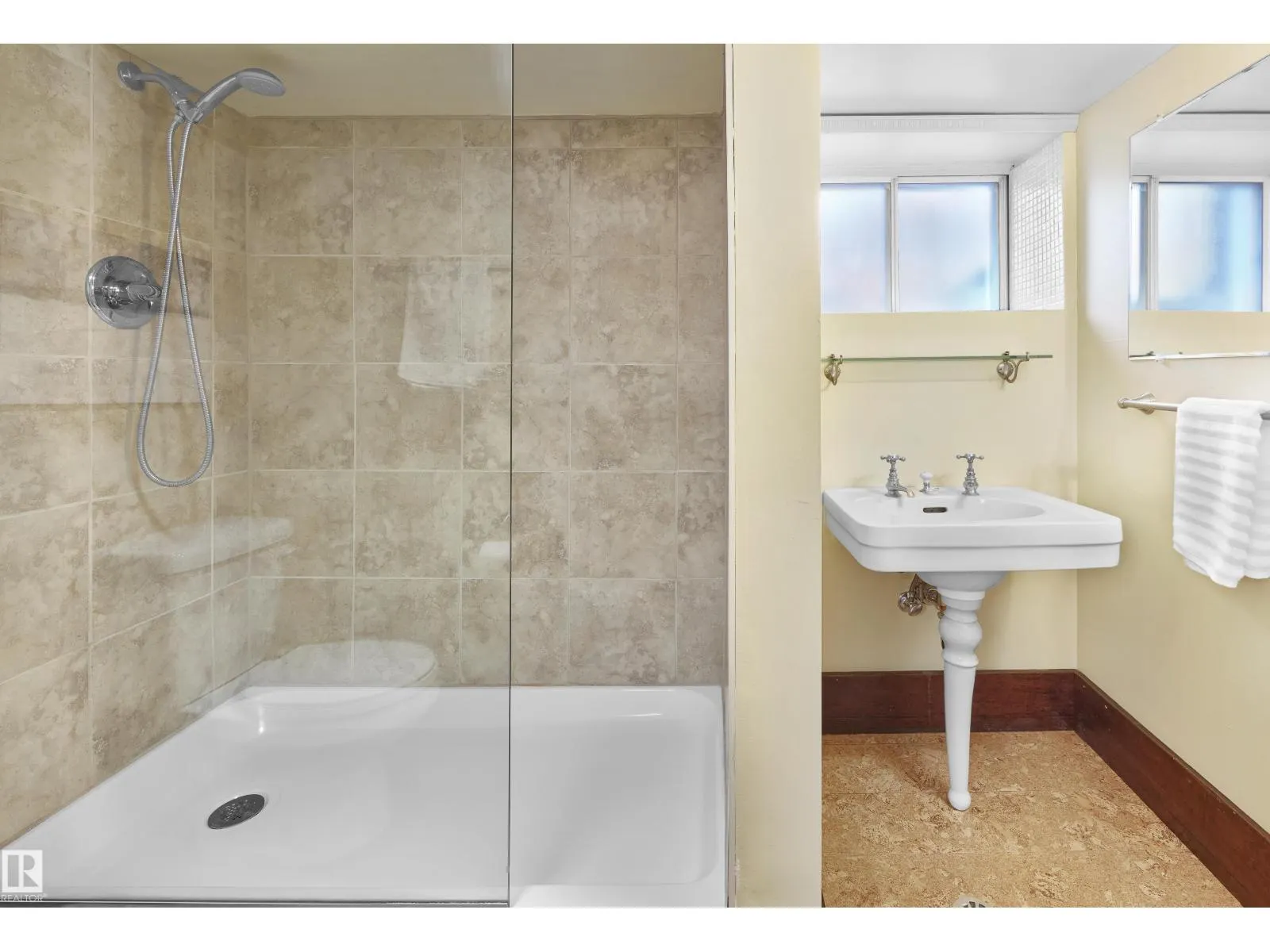 12614 106 AV NW