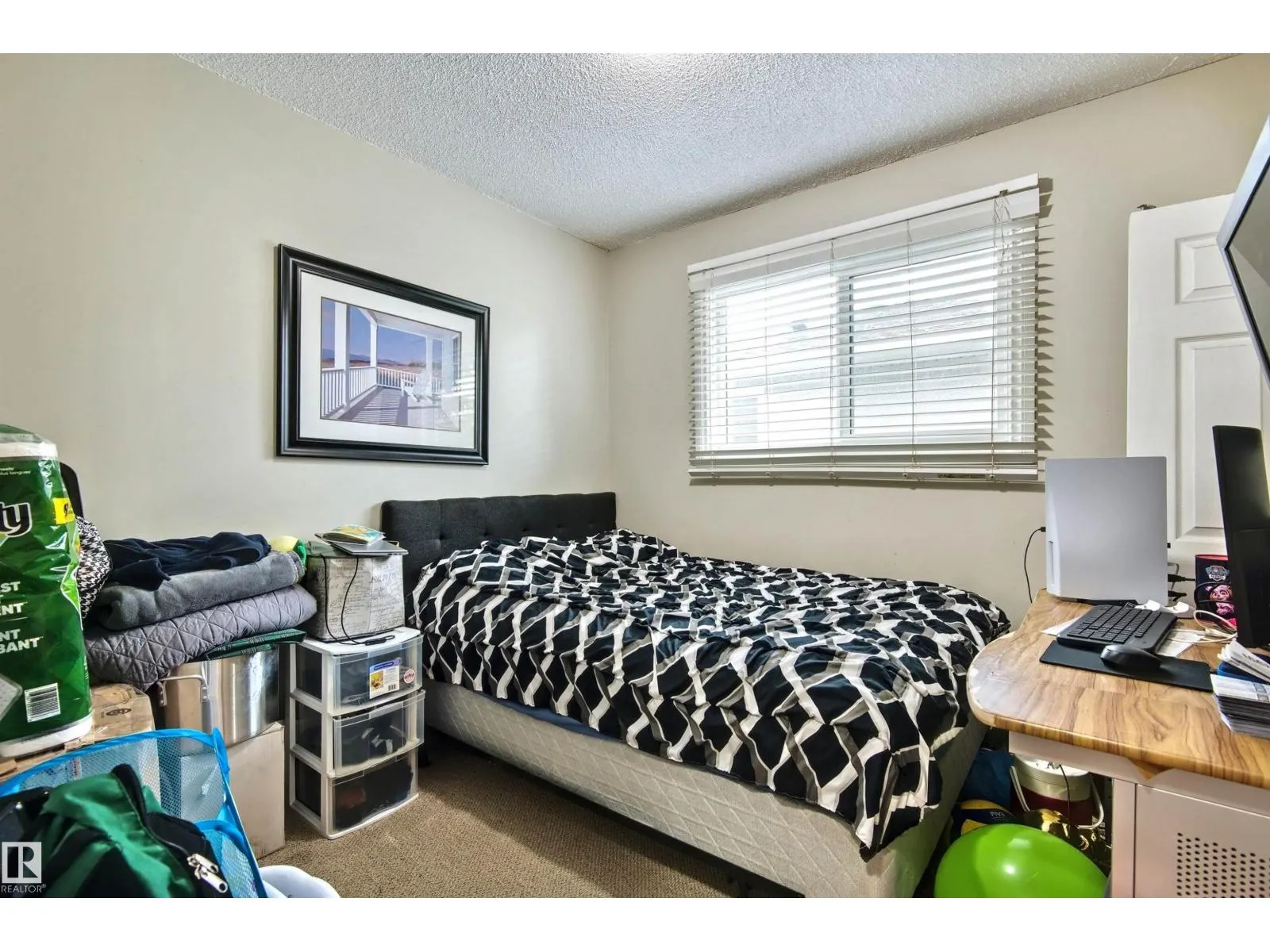 13008-13010 102 ST NW