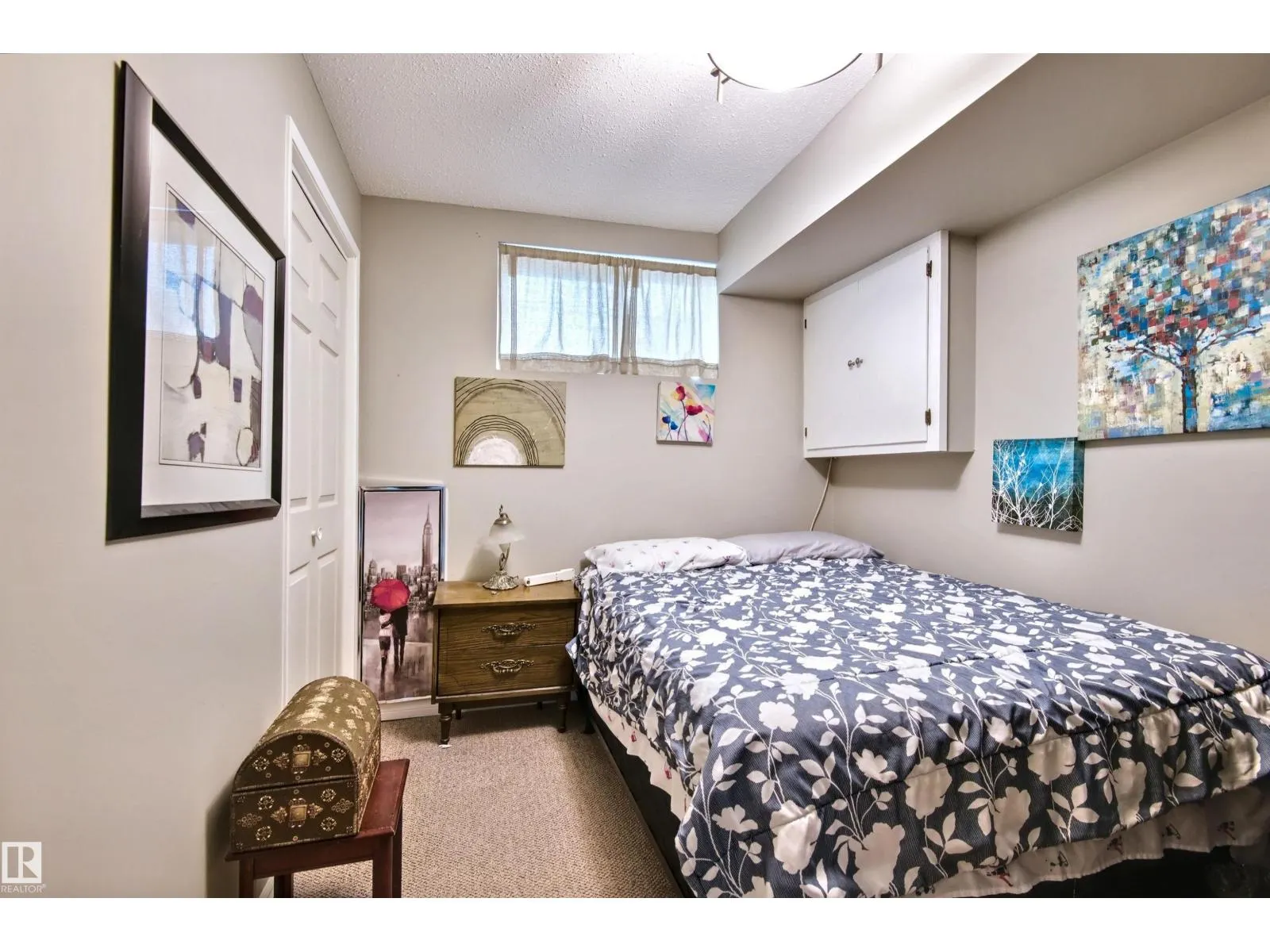 13008-13010 102 ST NW