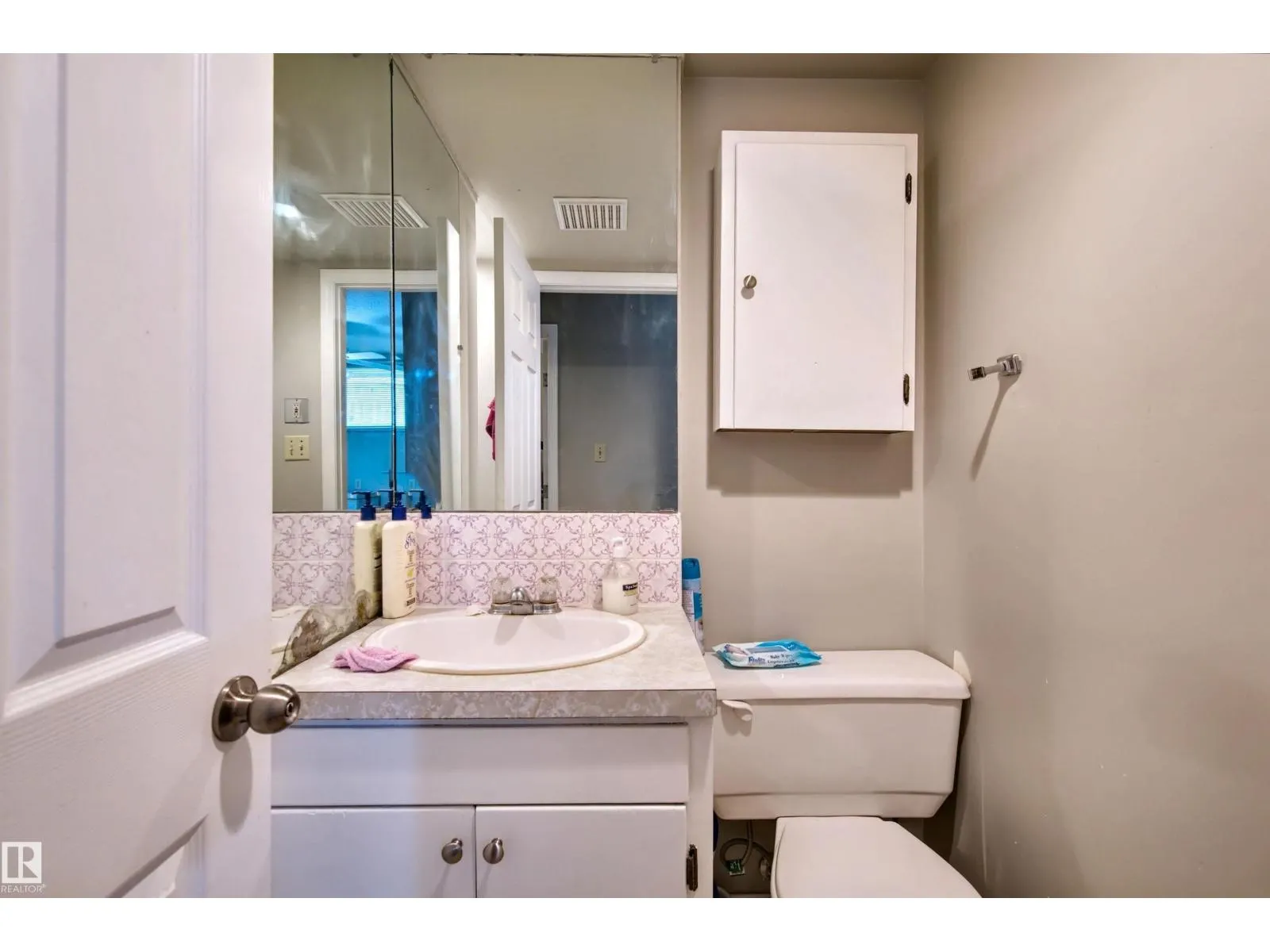 13008-13010 102 ST NW