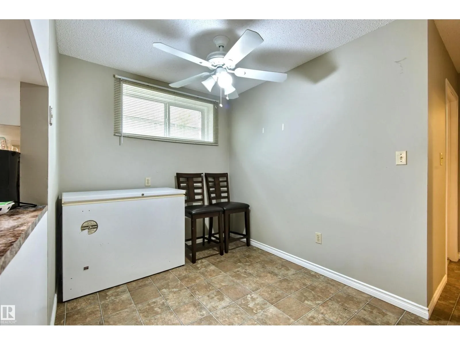 13008-13010 102 ST NW