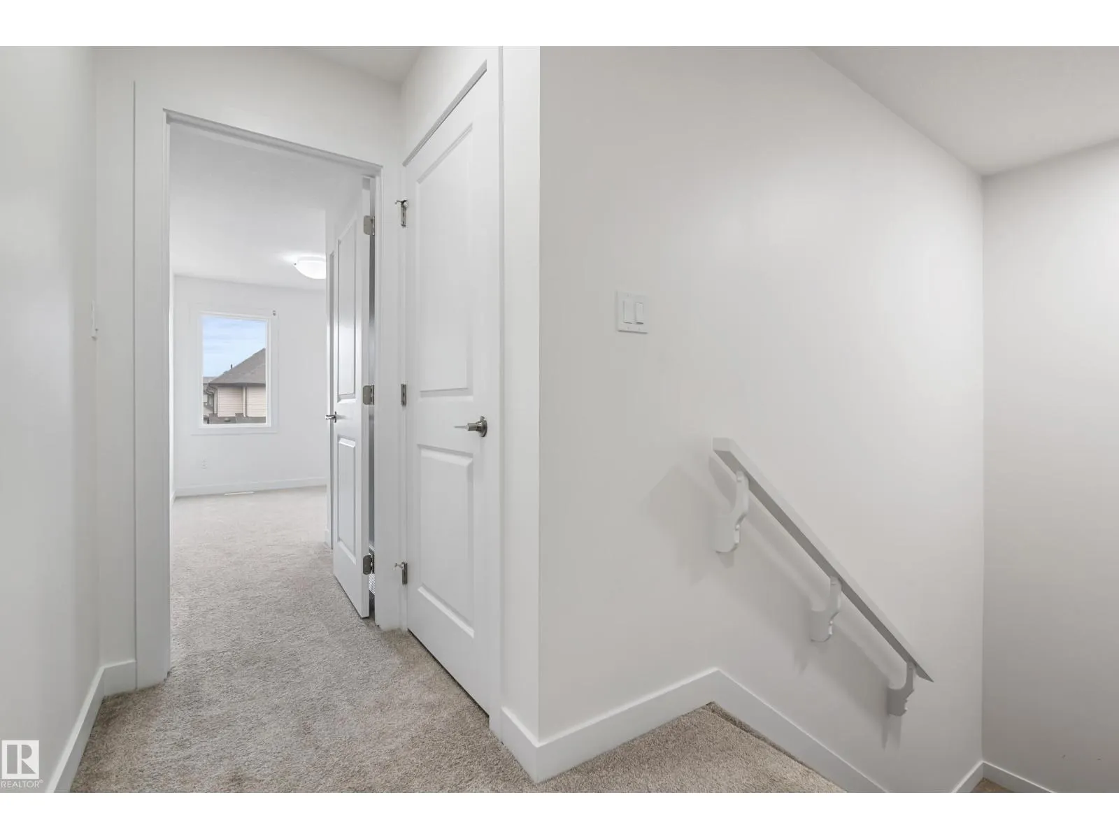 #20 740 DANIELS WY SW