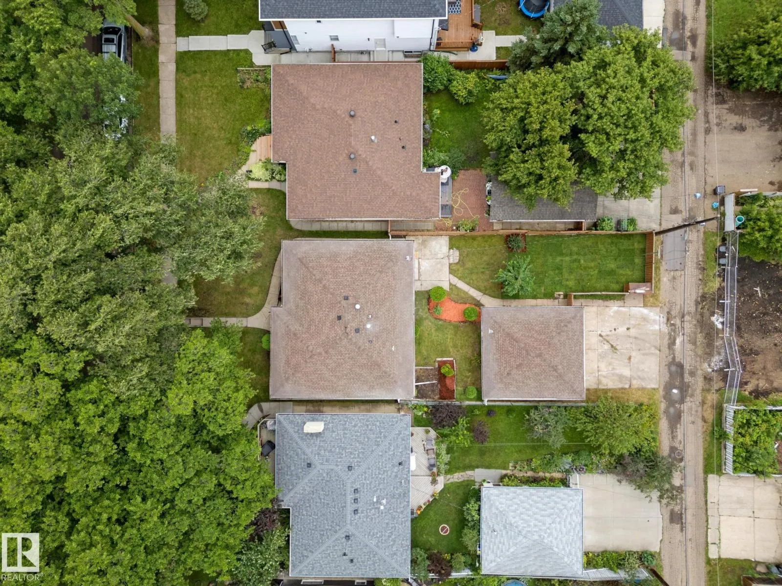 10324 78 ST NW