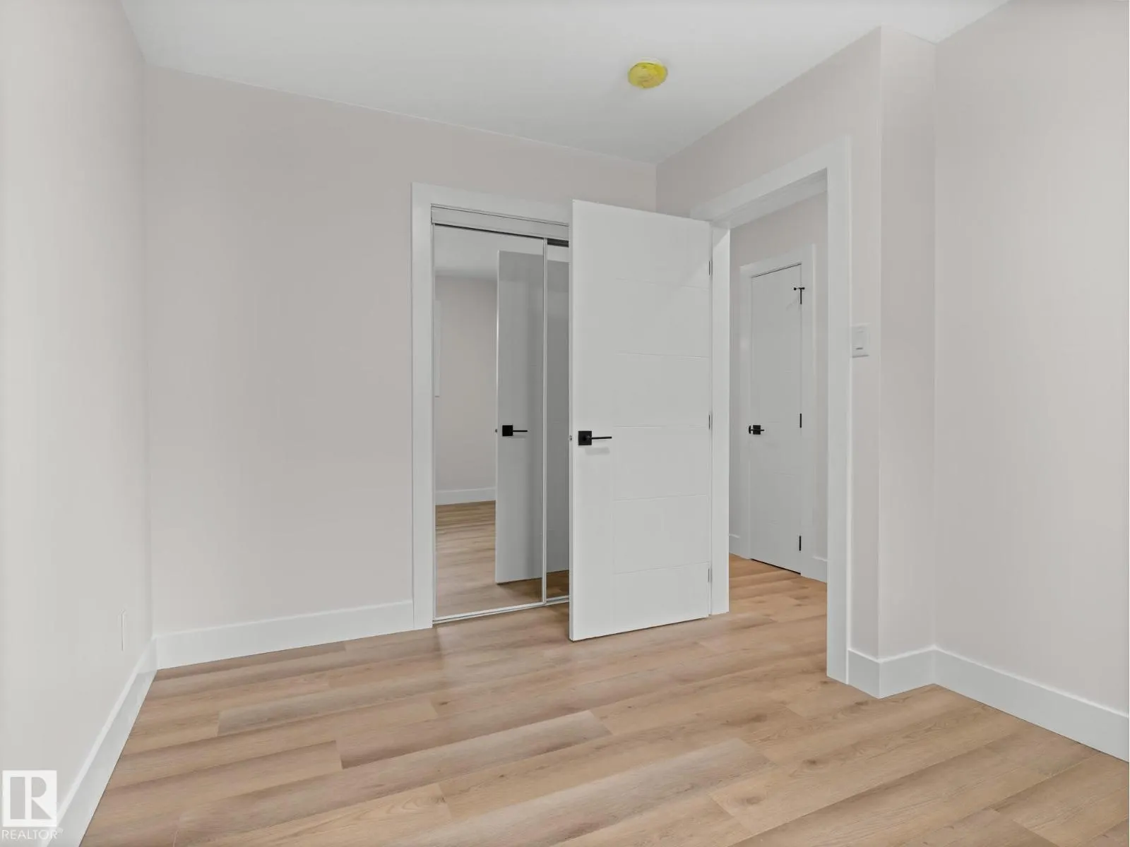 10324 78 ST NW