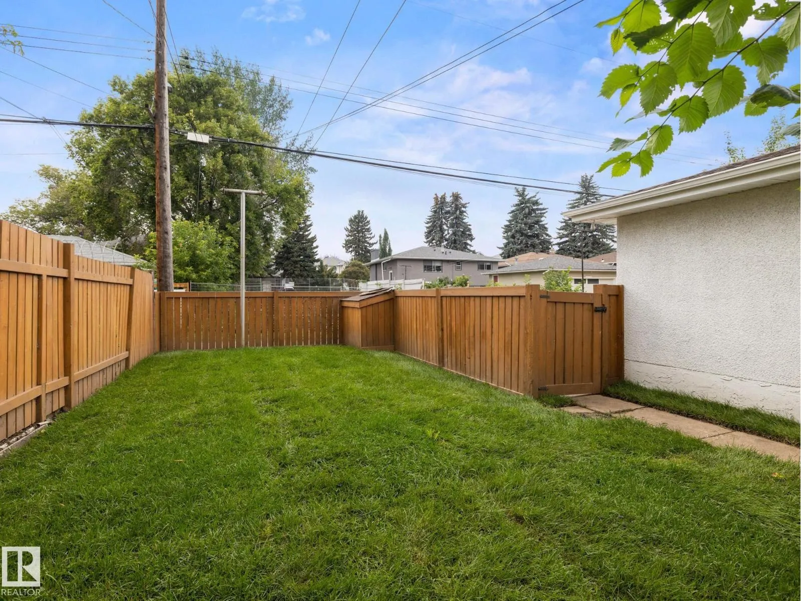 10324 78 ST NW
