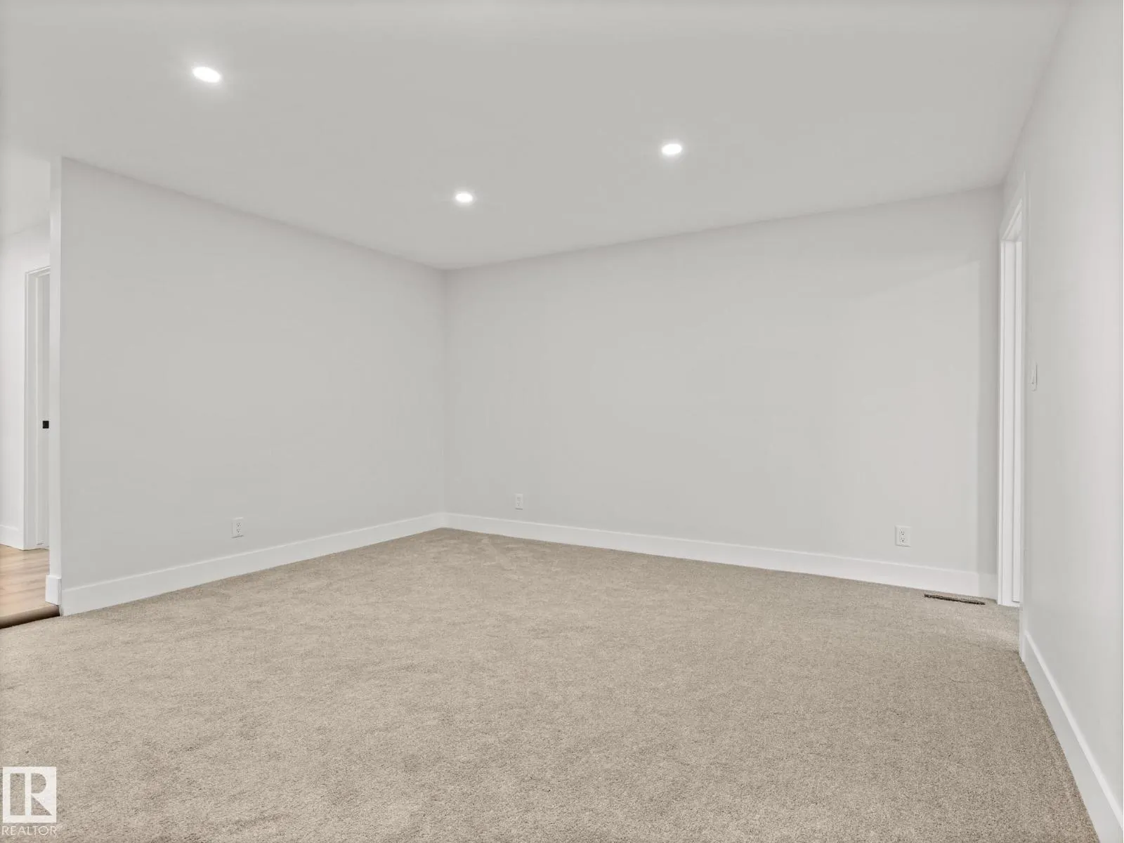 10324 78 ST NW
