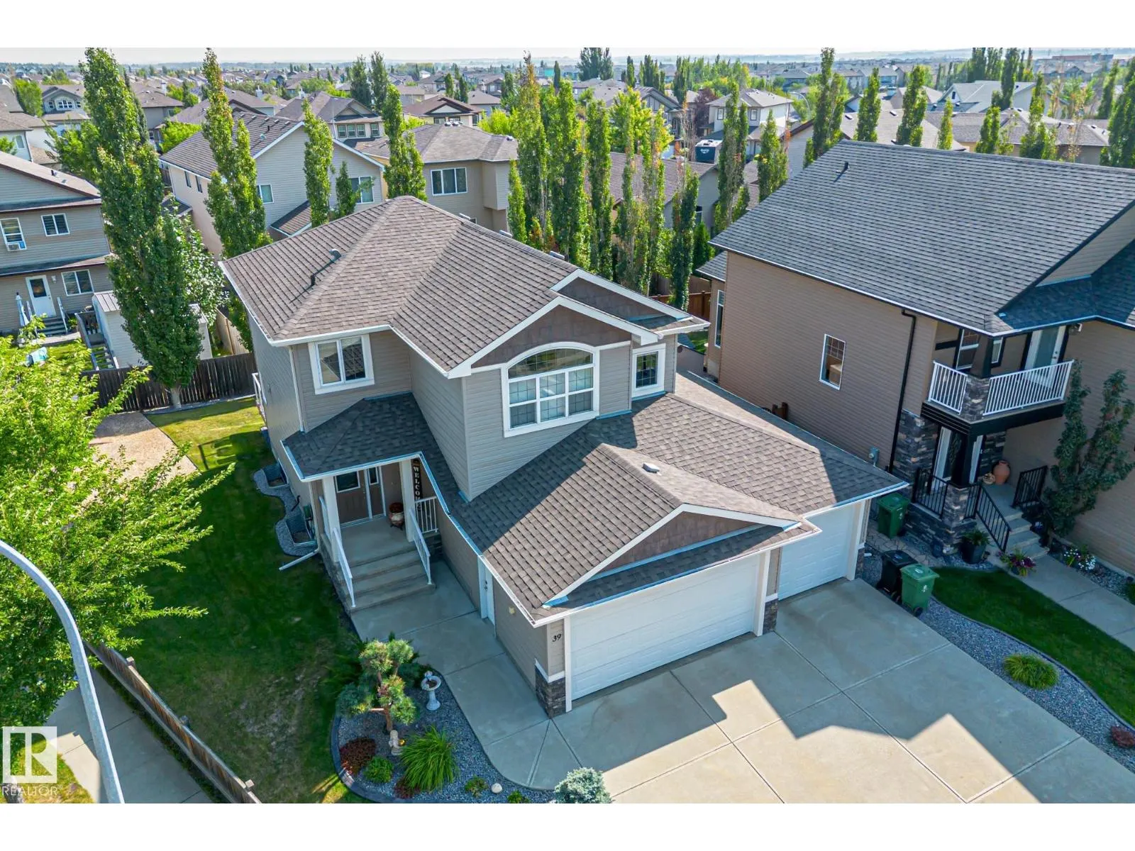 39 HILLSIDE TC