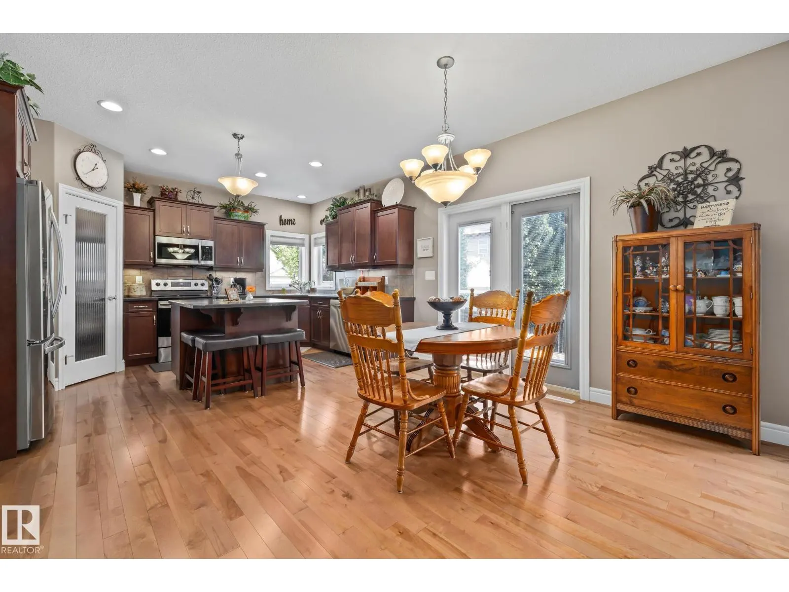 39 HILLSIDE TC