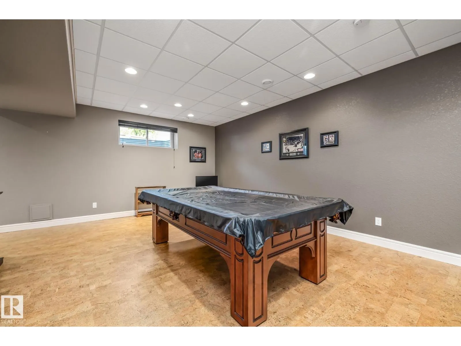 39 HILLSIDE TC