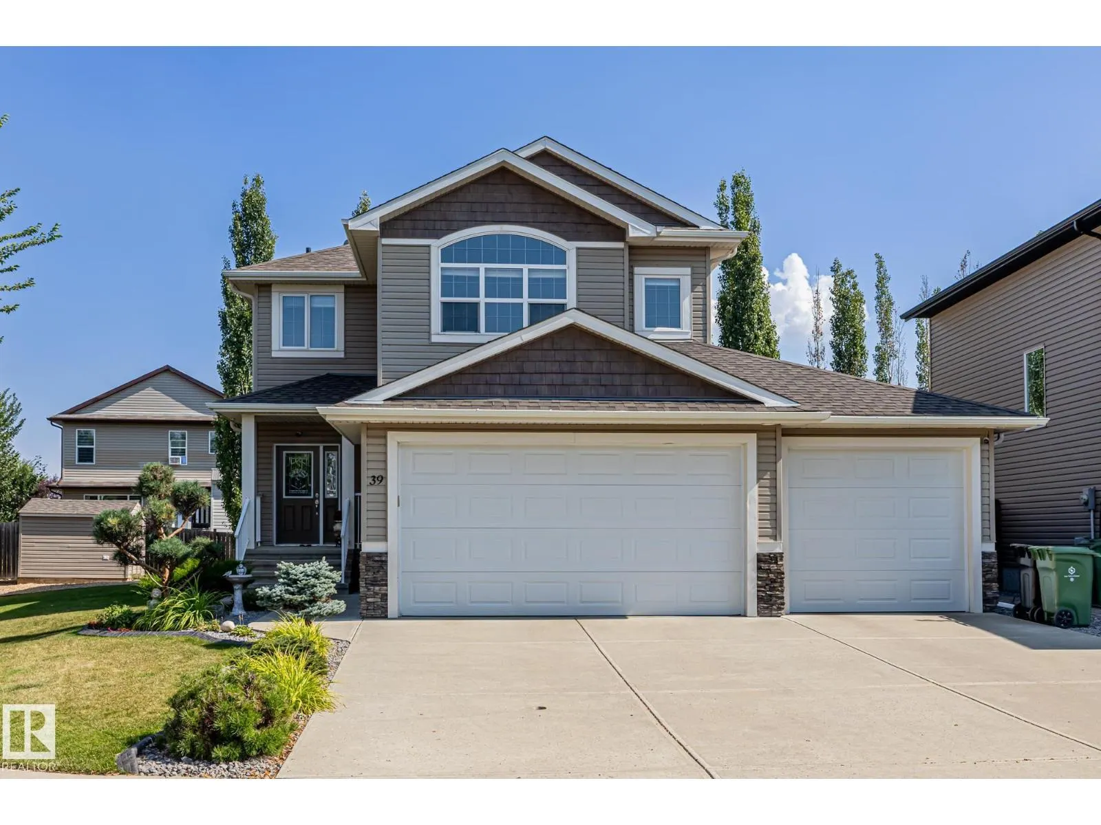 39 HILLSIDE TC
