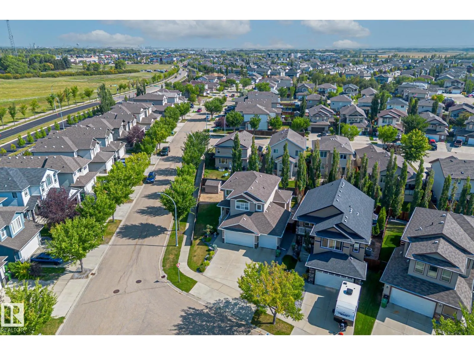 39 HILLSIDE TC
