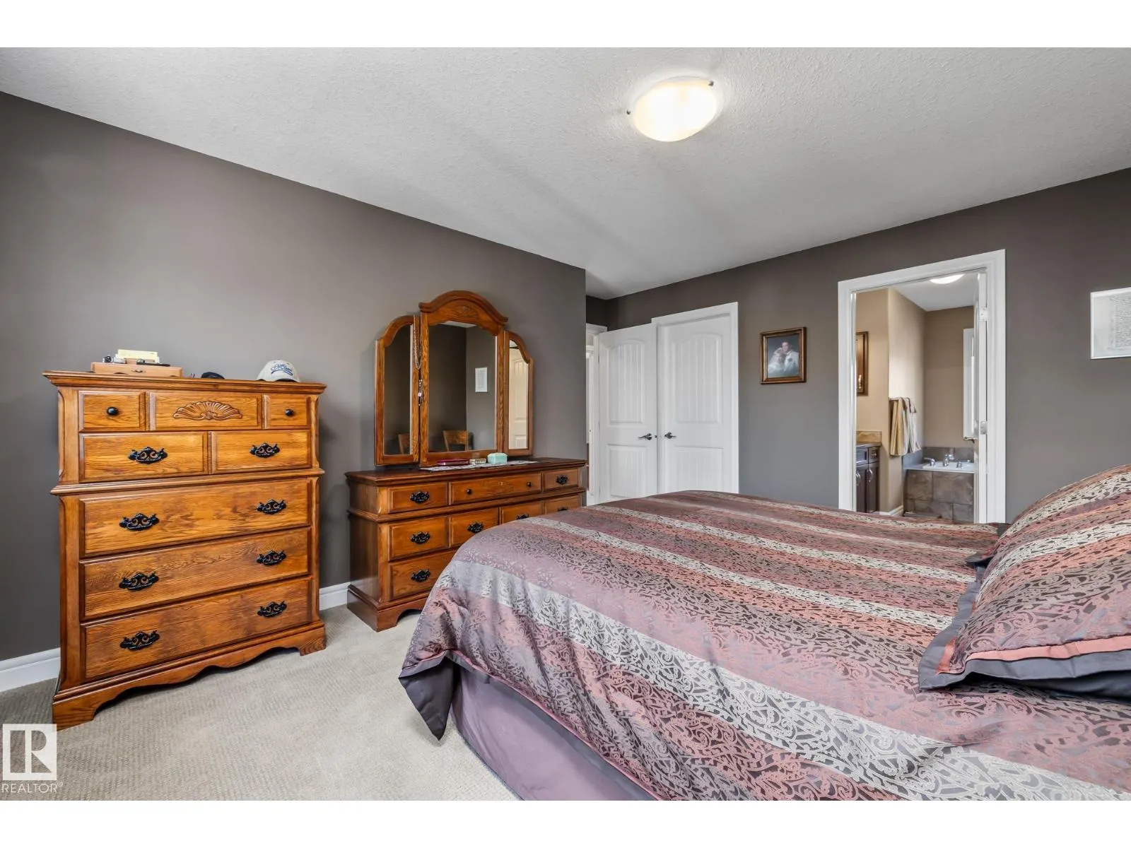 39 HILLSIDE TC