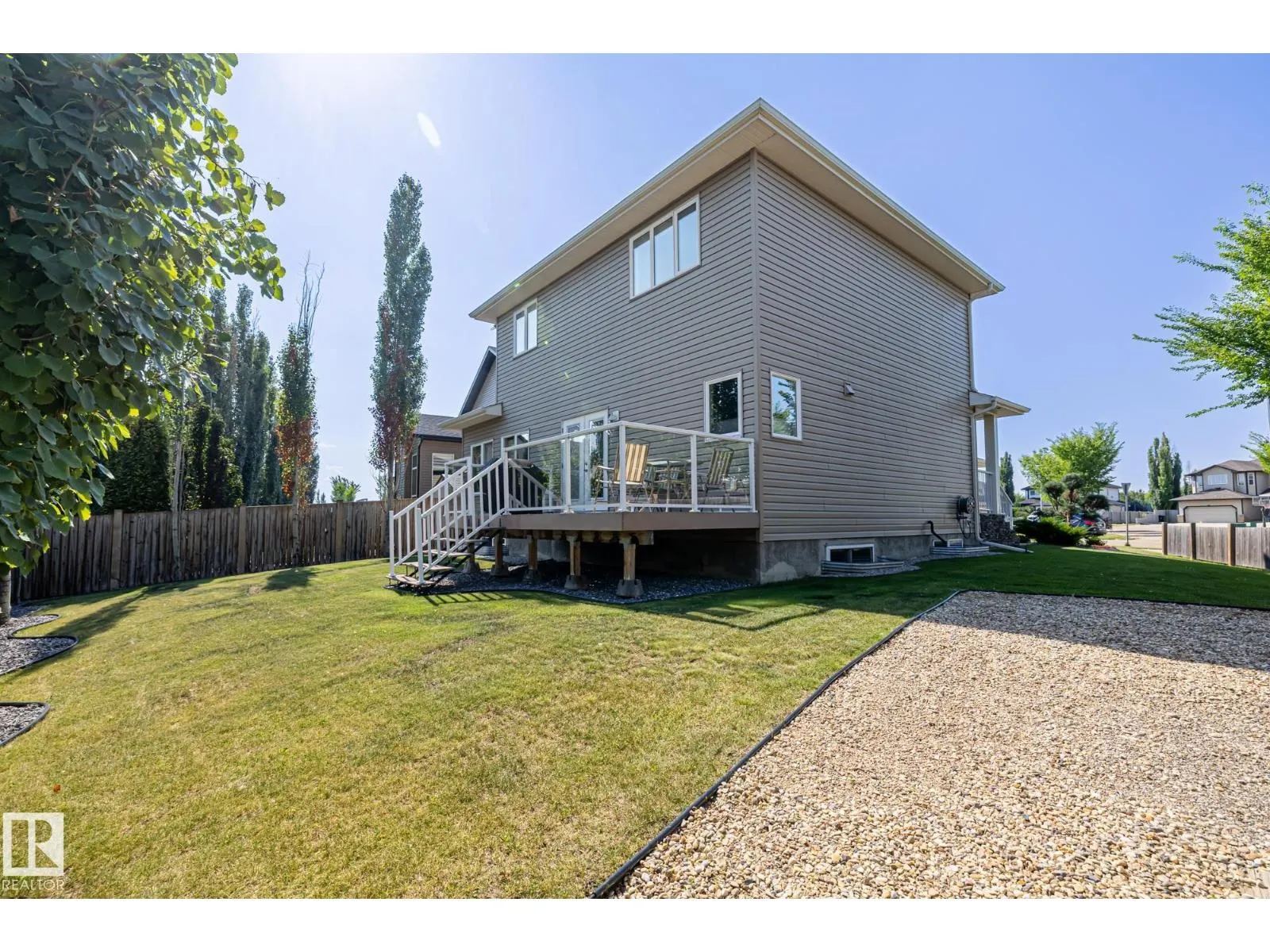 39 HILLSIDE TC