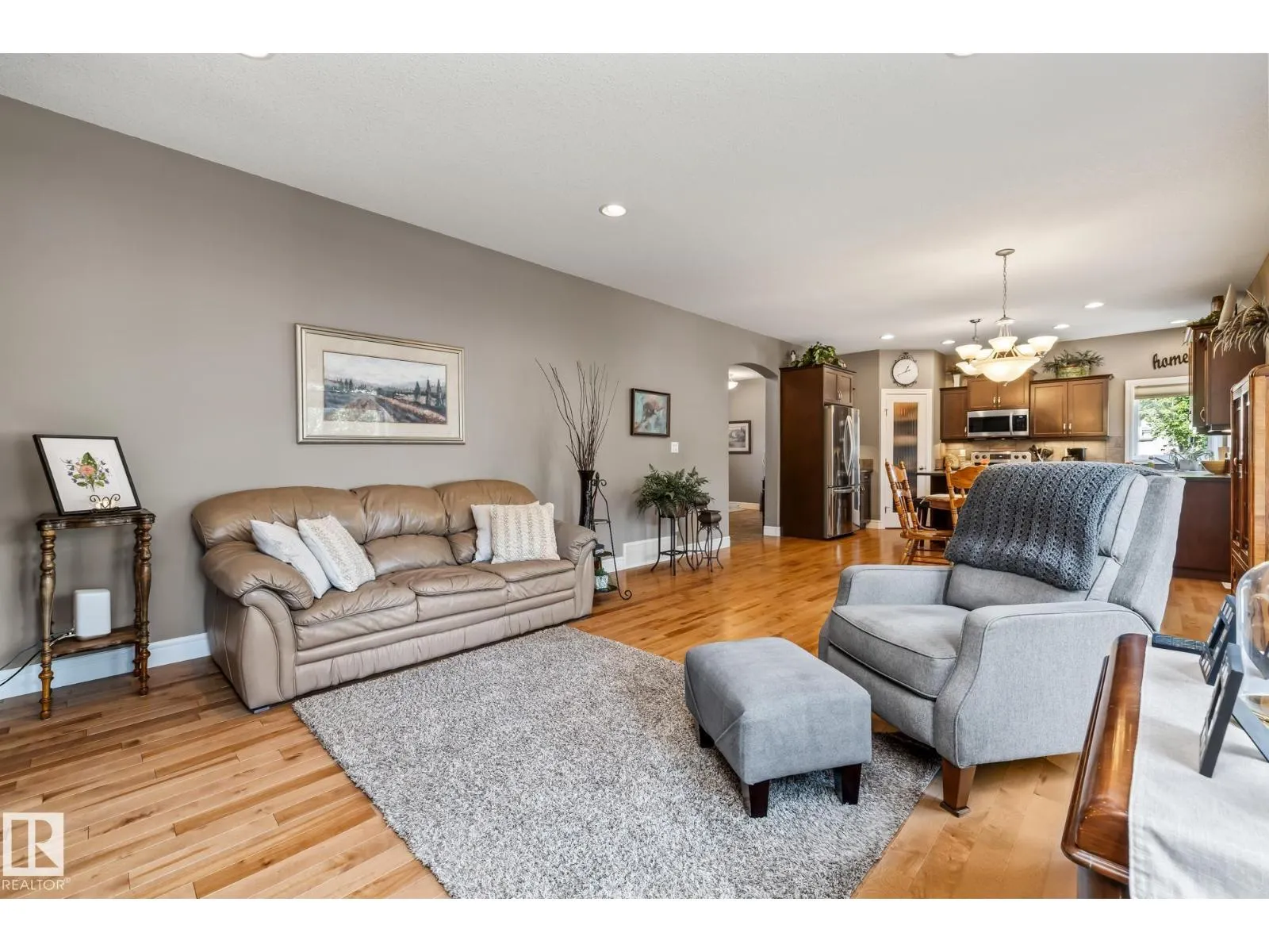 39 HILLSIDE TC