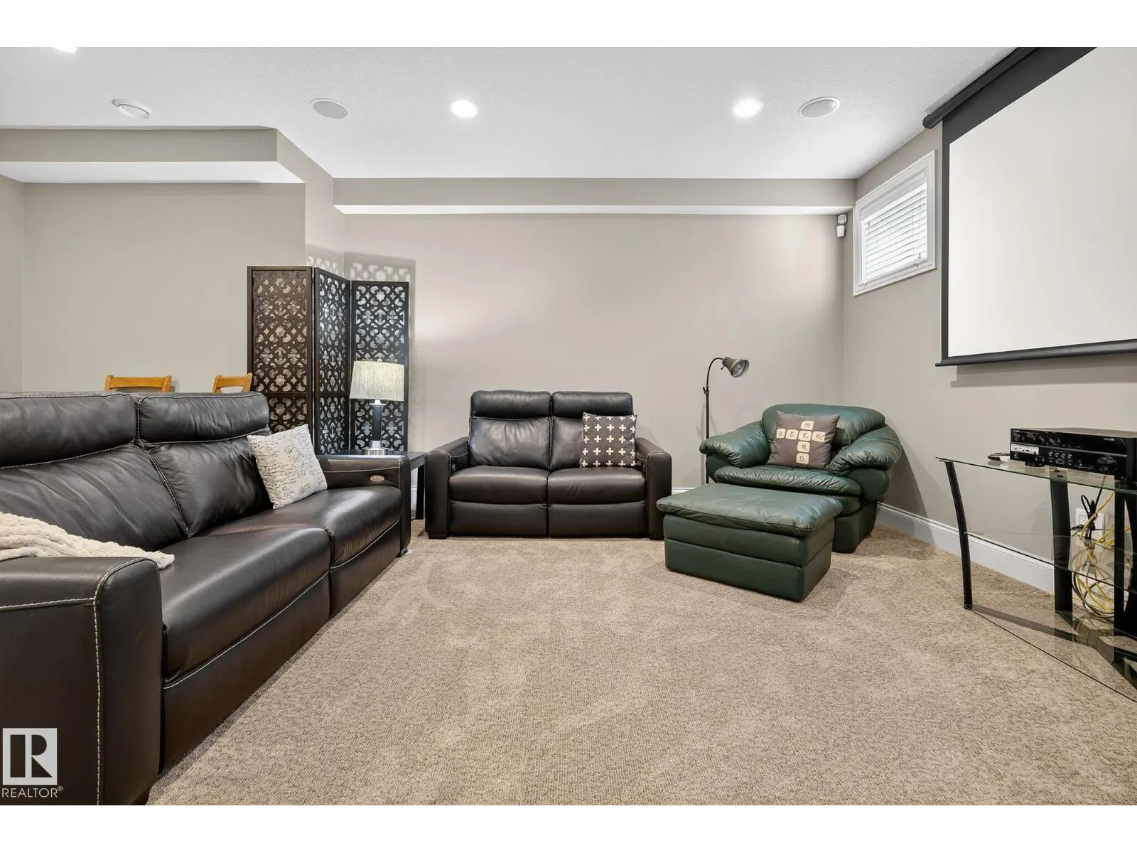 26028 MEADOWVIEW DR