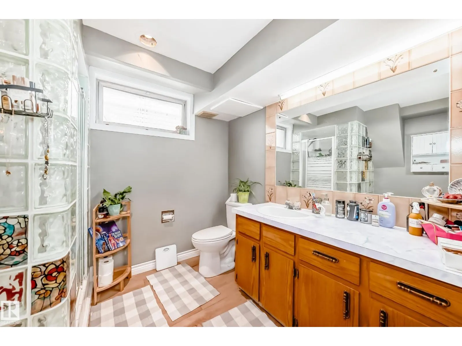 10511 135B AV NW