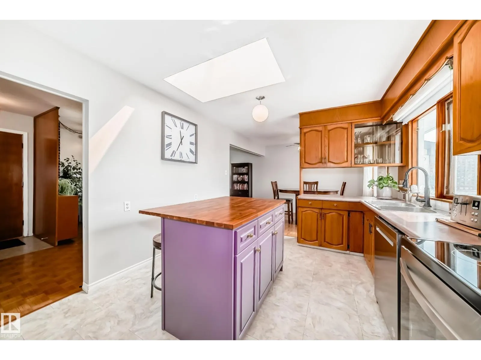 10511 135B AV NW
