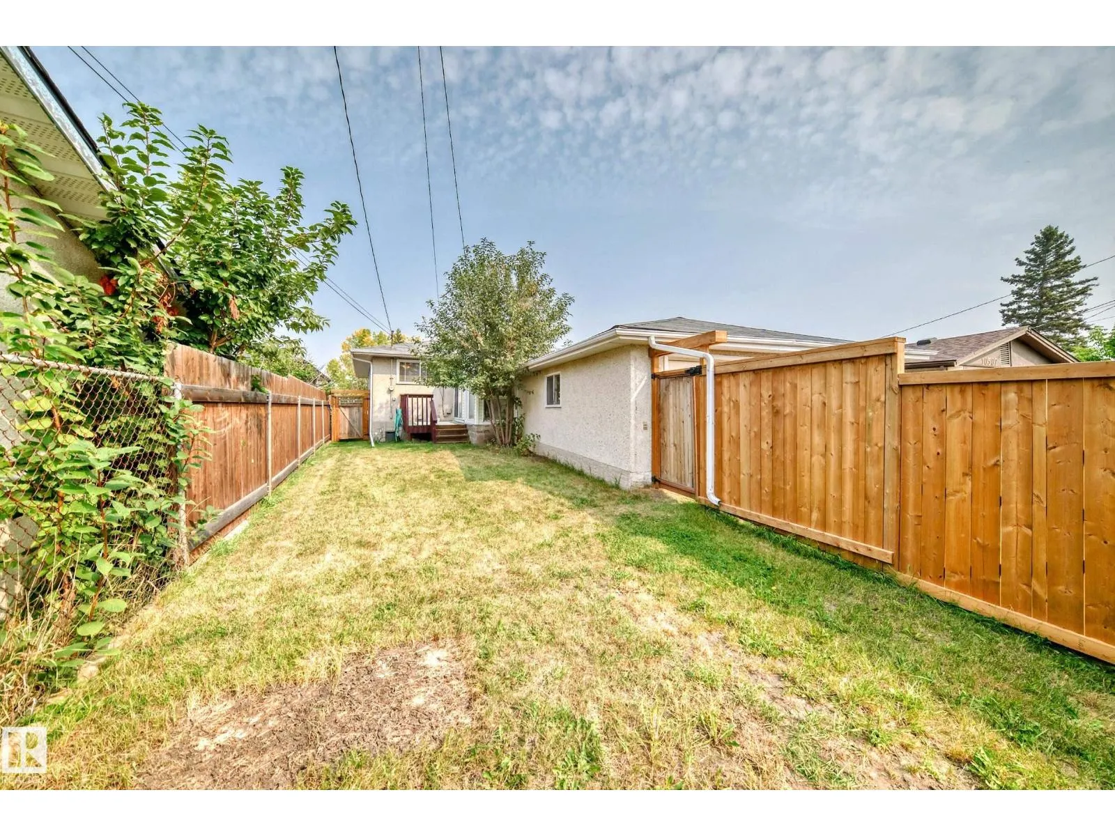 10511 135B AV NW