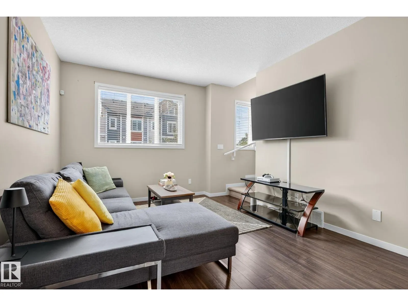 #74 320 SECORD BV NW