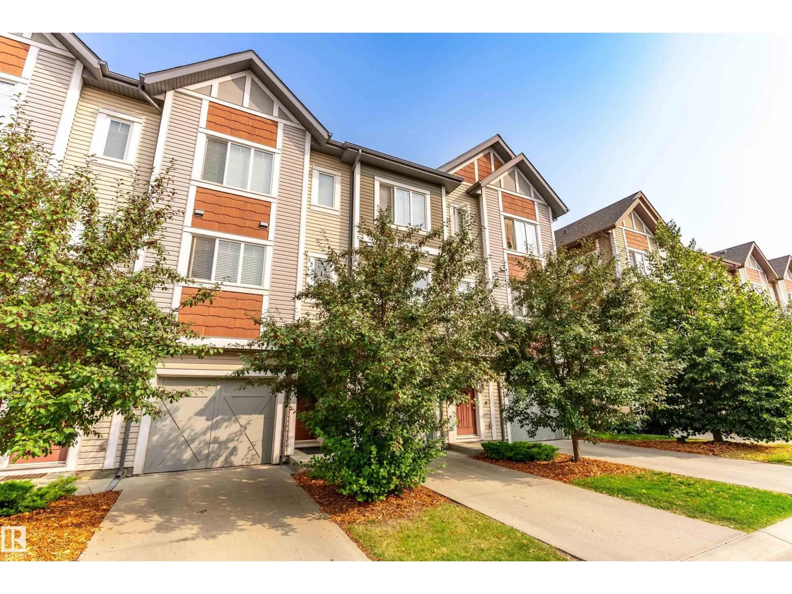 #74 320 SECORD BV NW