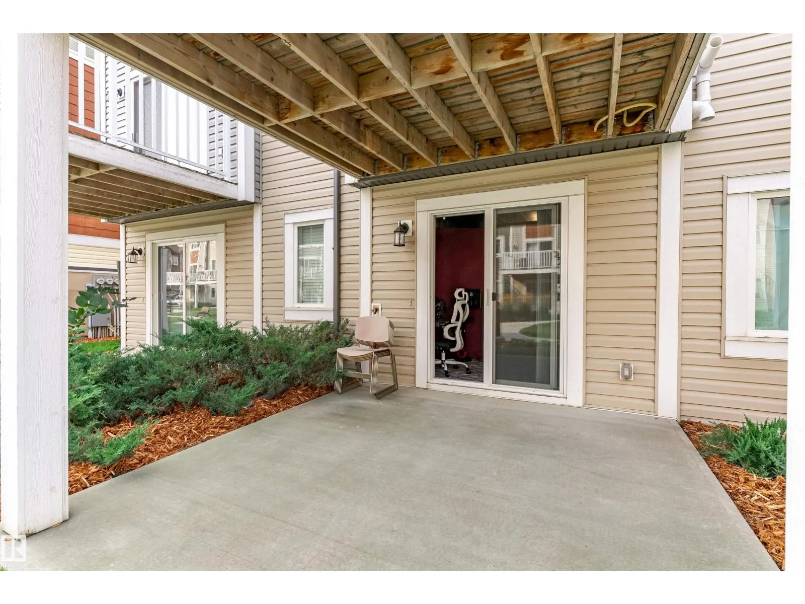 #74 320 SECORD BV NW