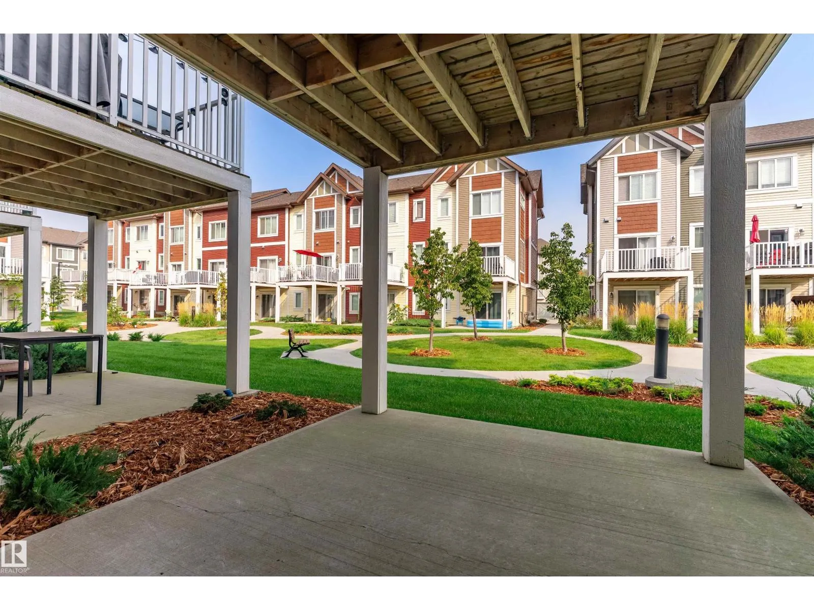 #74 320 SECORD BV NW