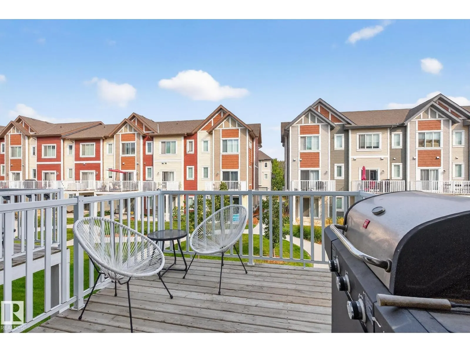 #74 320 SECORD BV NW