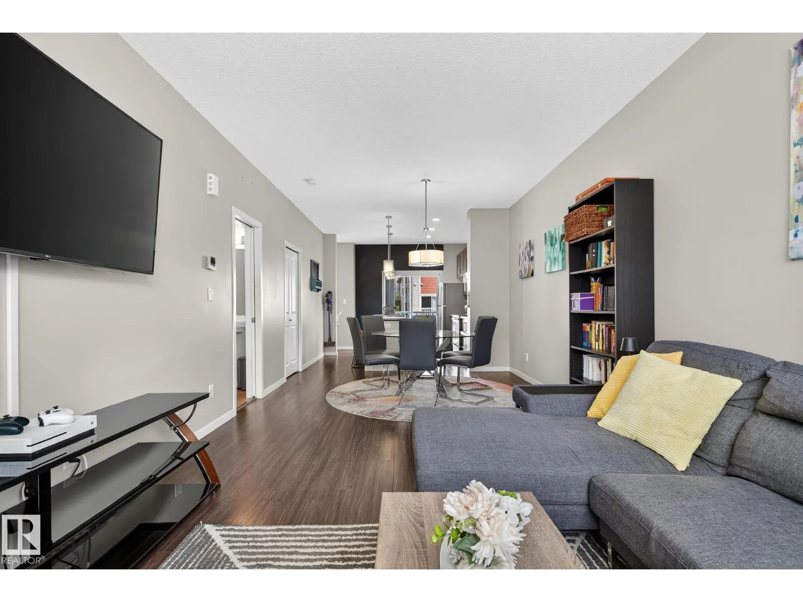 #74 320 SECORD BV NW