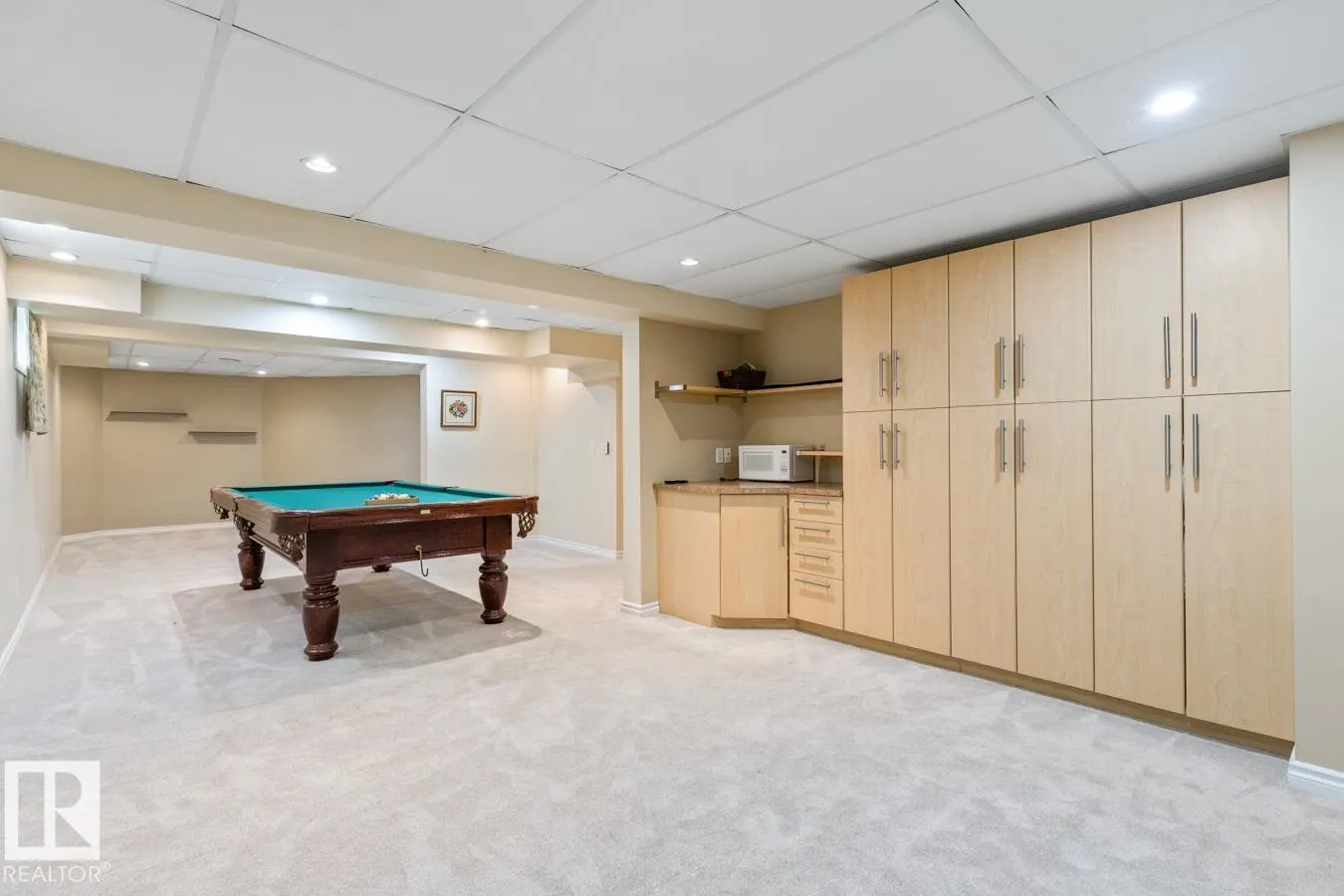 259 REGENCY DR