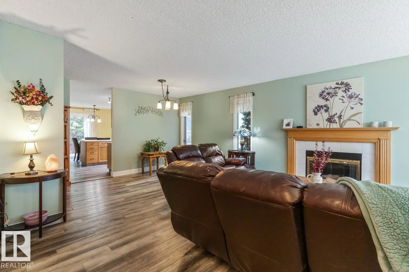 259 REGENCY DR