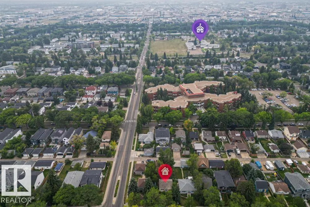 9607 72 AV NW