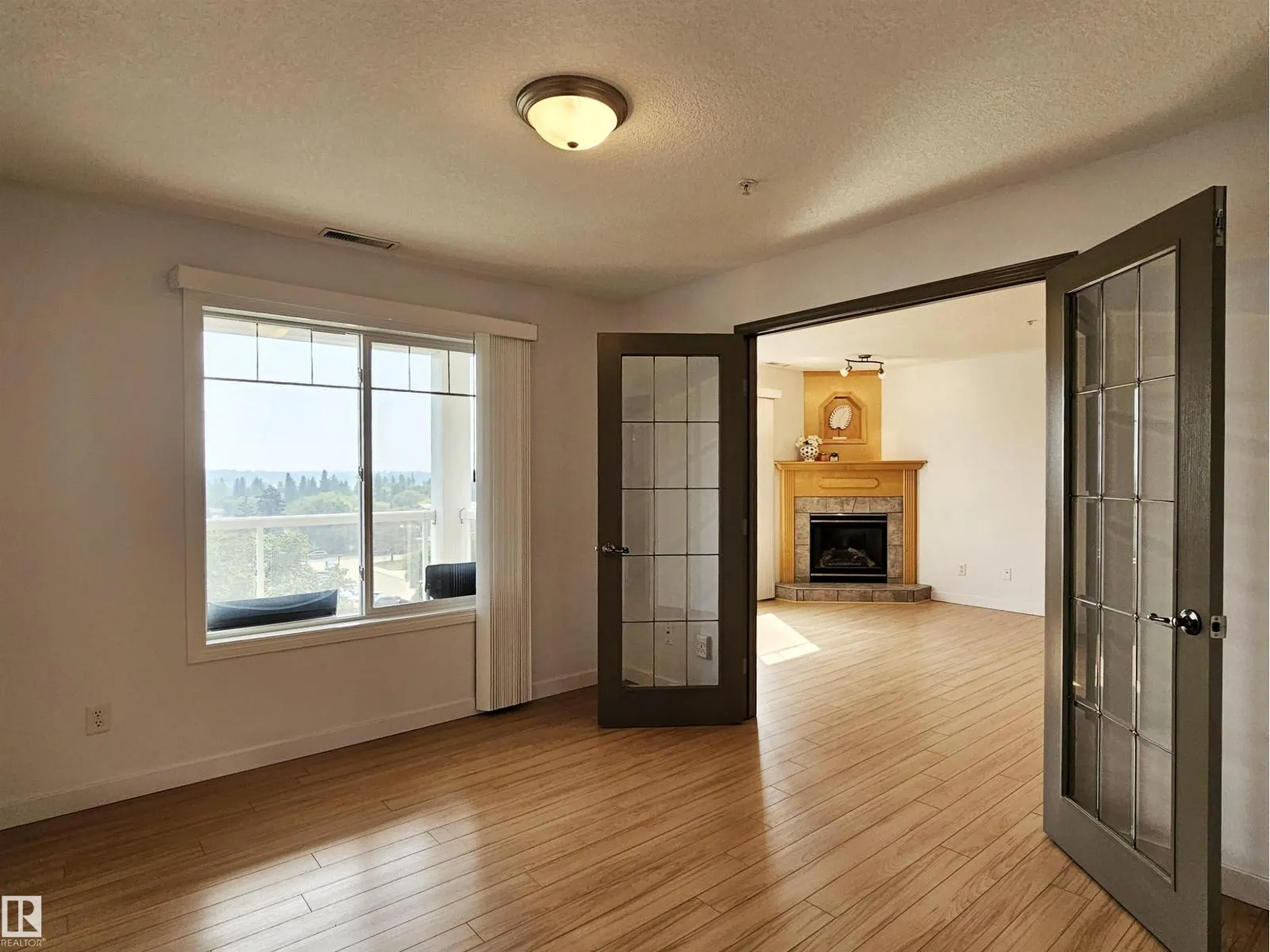 #429 78A MCKENNEY AV