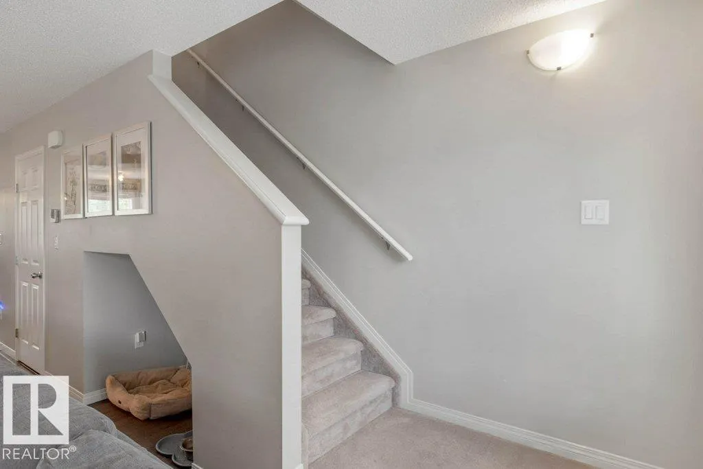 #41 7385 EDGEMONT WY NW