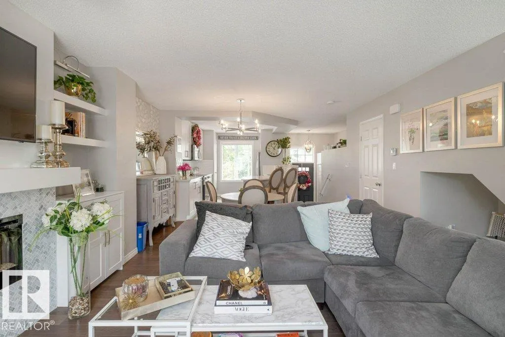 #41 7385 EDGEMONT WY NW
