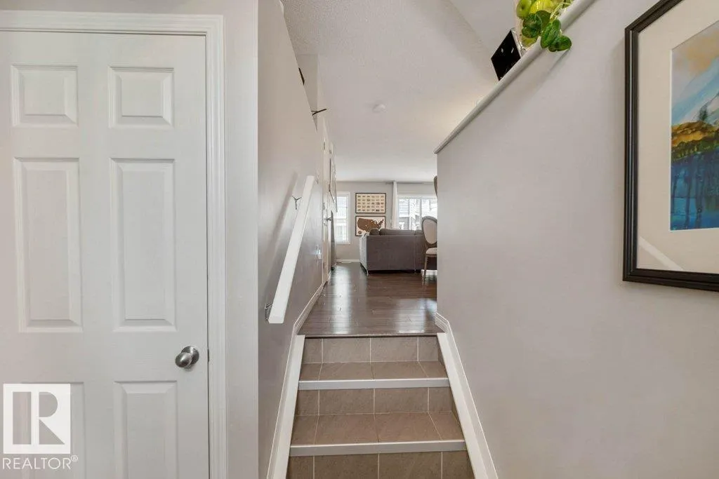 #41 7385 EDGEMONT WY NW