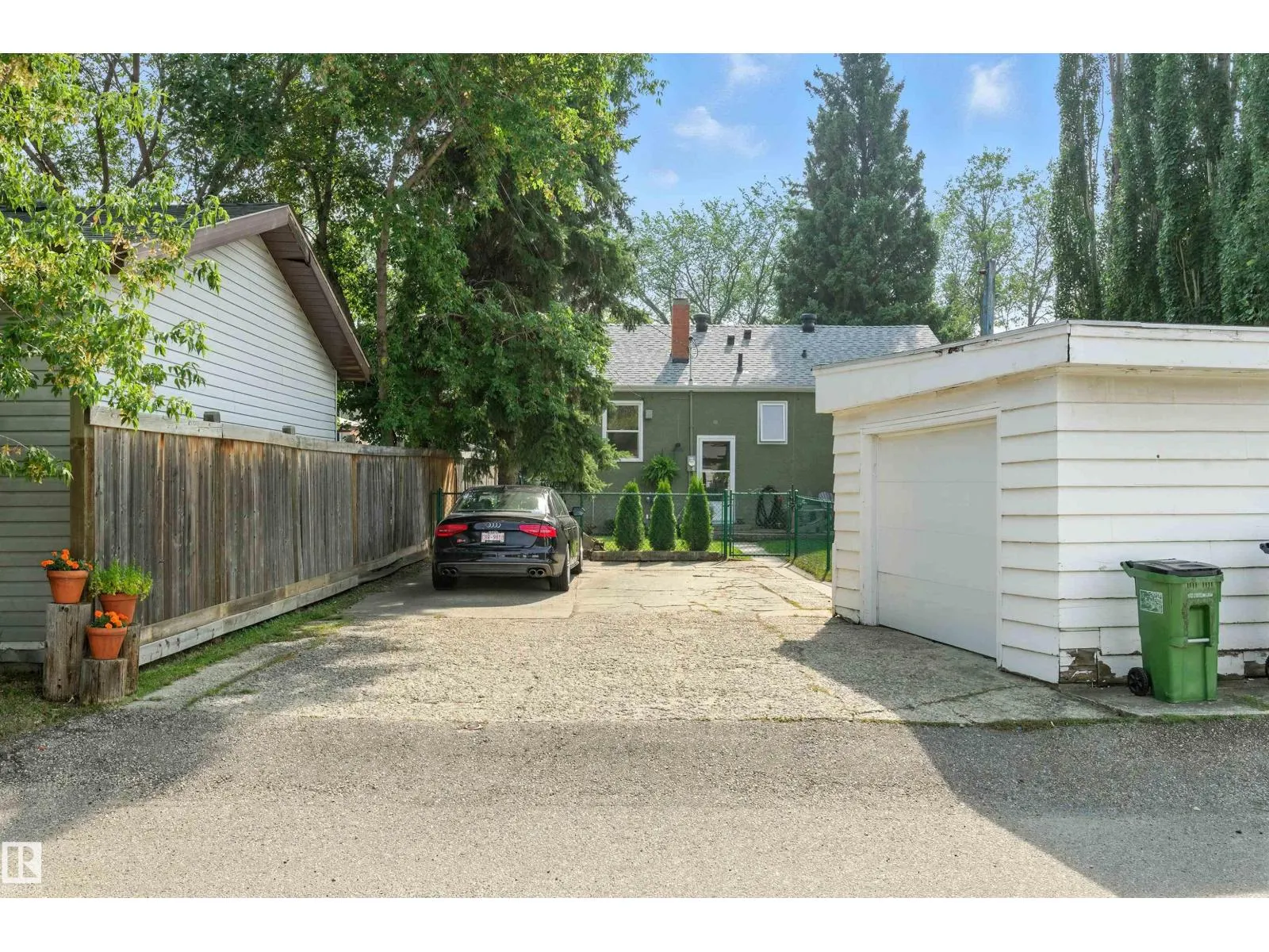 7744 86 AV NW NW