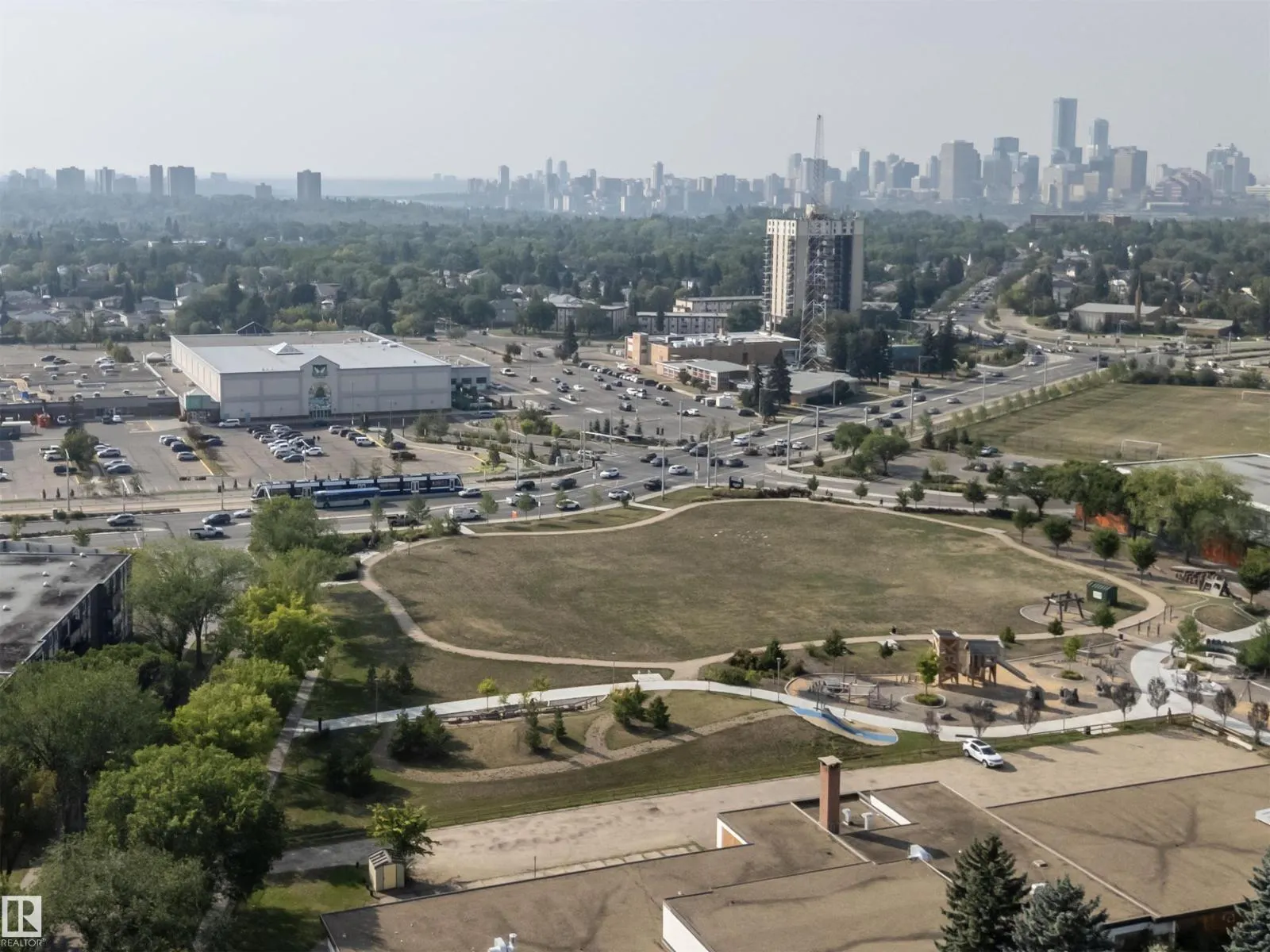 7744 86 AV NW NW